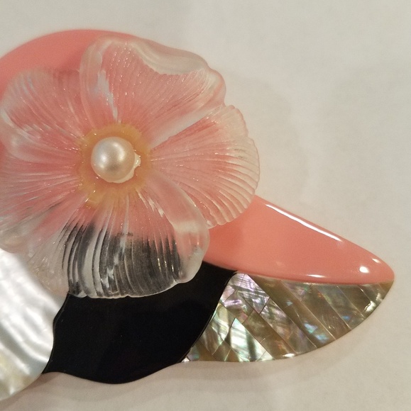 80's MOP Lady Vintage Pin - Picture 3 of 6